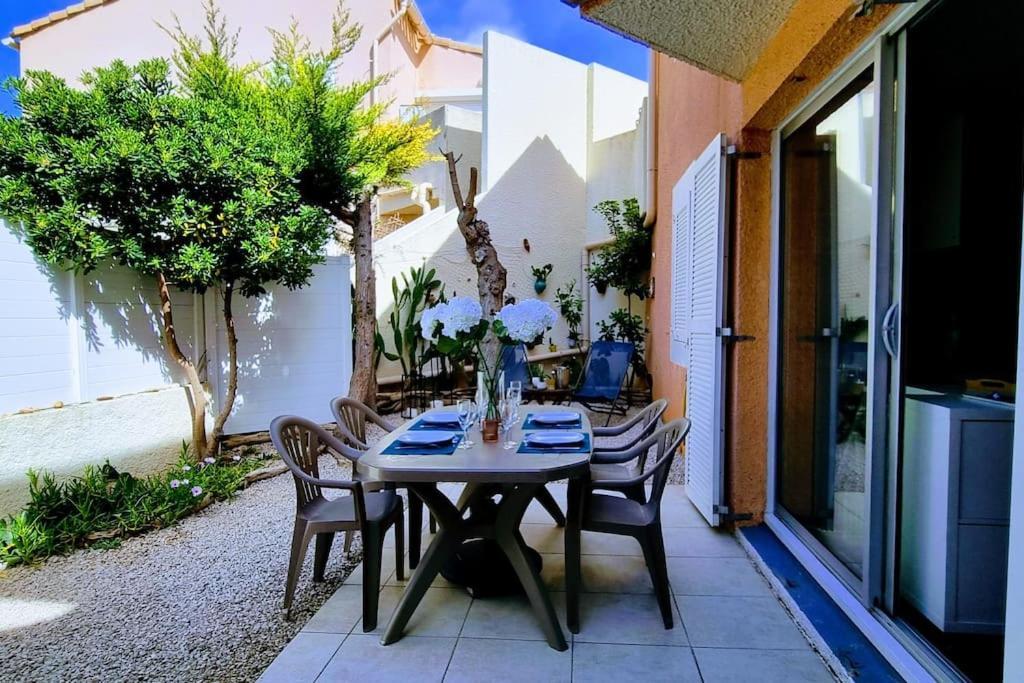 Le Marine Rez De Jardin Direct Plage Parking Prive Climatise Sete Bagian luar foto